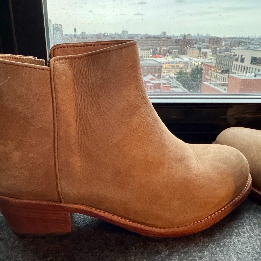 Women's Tan Ankle Boots